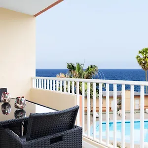 frontline-las-arenitas-with-pool.tenerifehoteles.net/