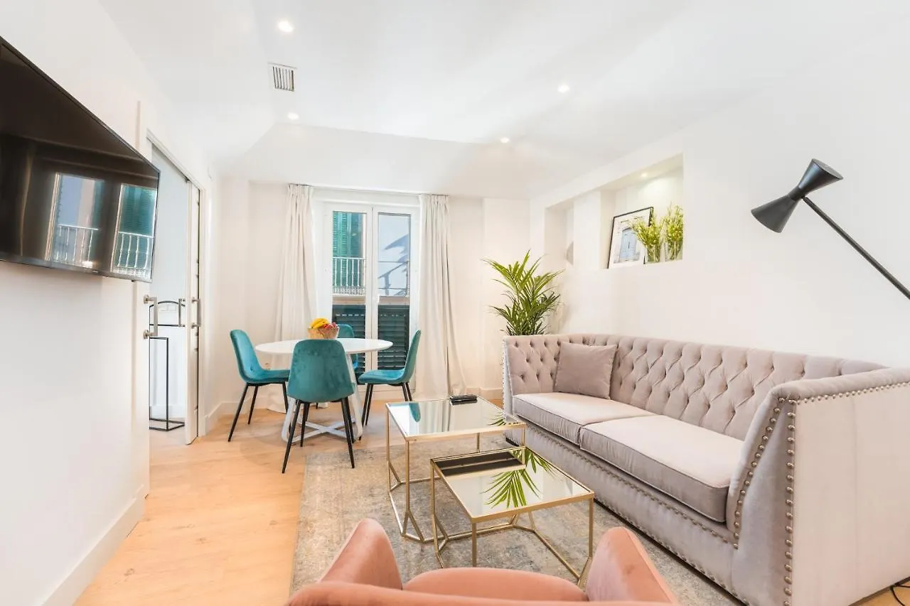 Debambu Suites Malaga Apartment