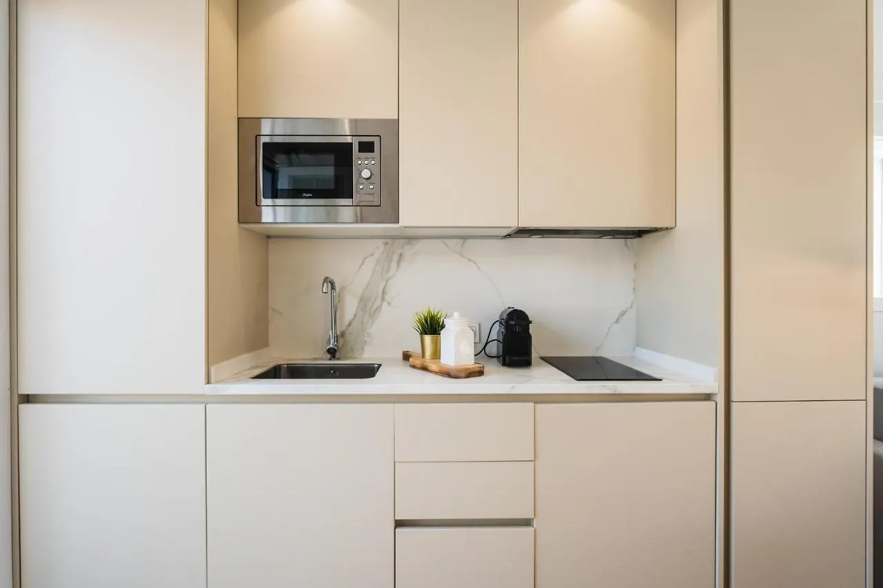 Debambu Suites Malaga 0*,