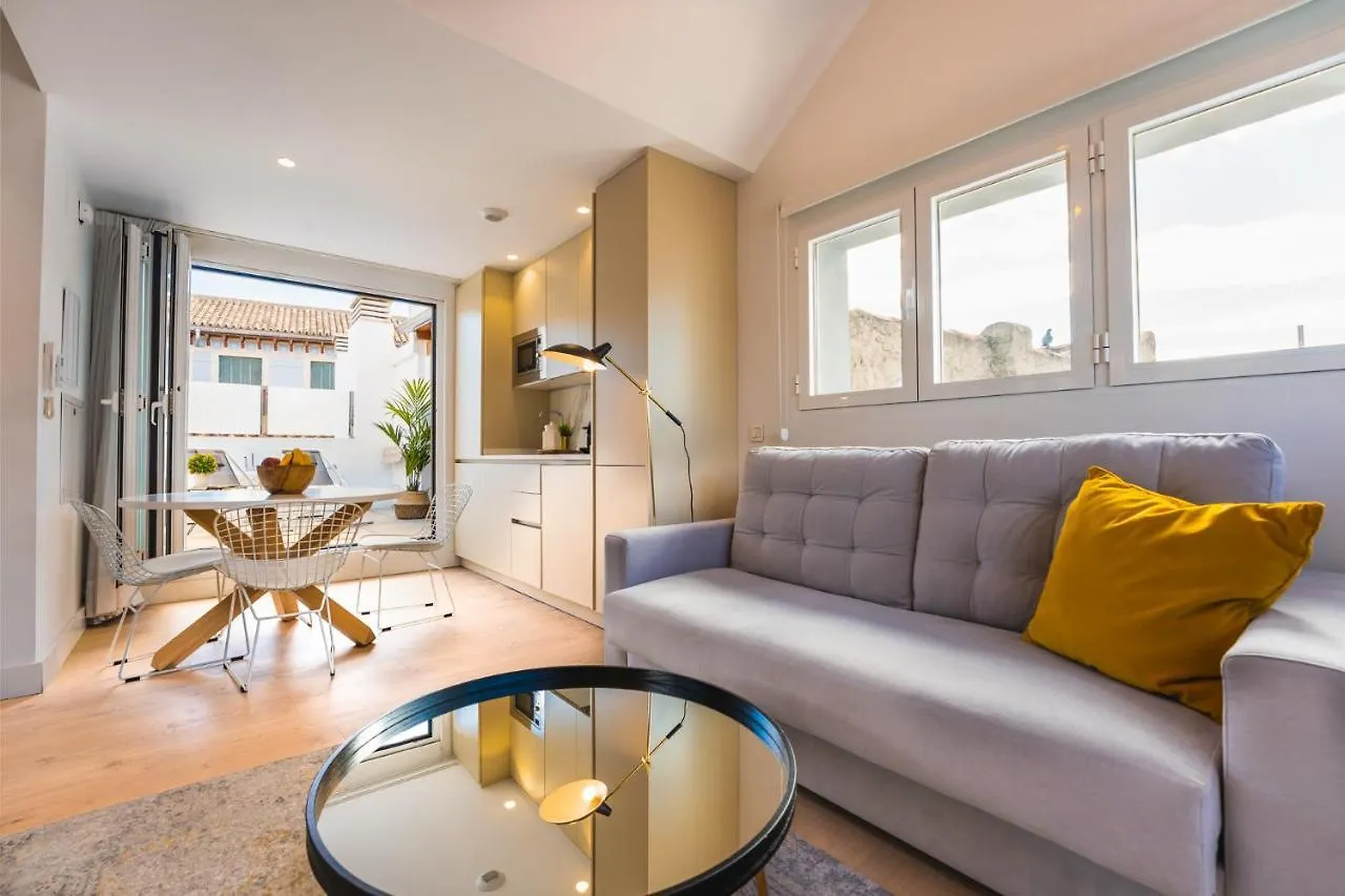 Apartment Debambu Suites Malaga Spain
